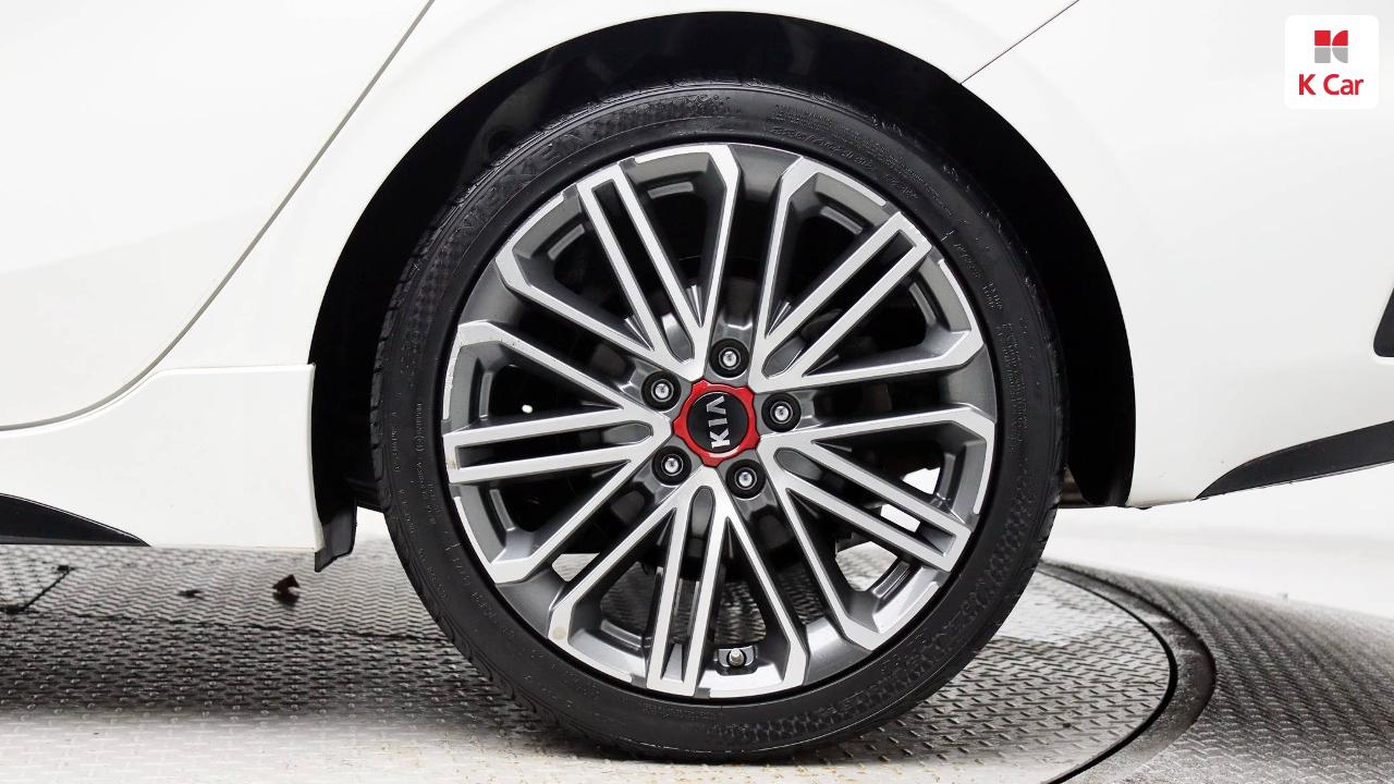 KIA All New K3 1.6 GT 5Door