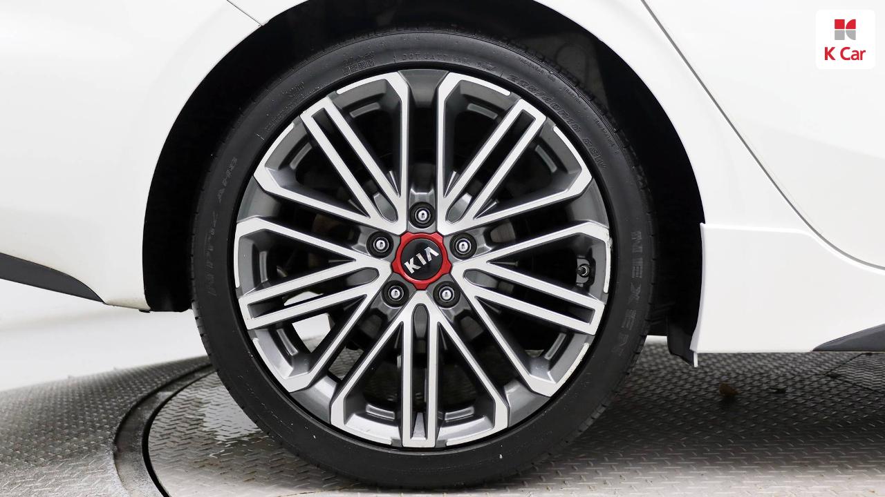 KIA All New K3 1.6 GT 5Door