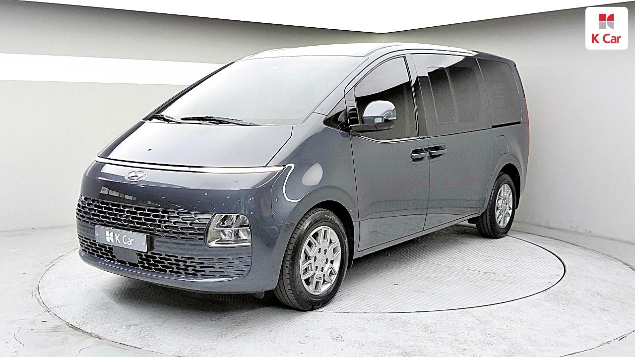 Hyundai Staria