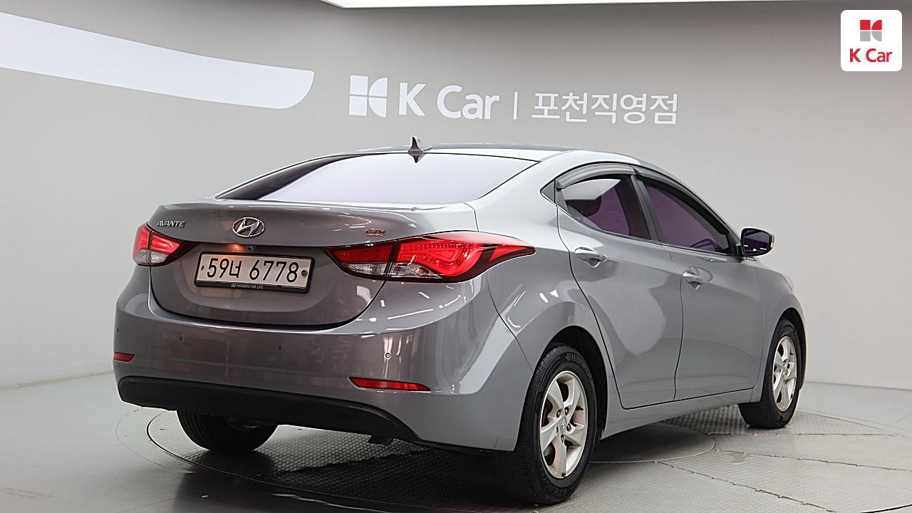 HYUNDAI The New Avante MD 1.6 GDI