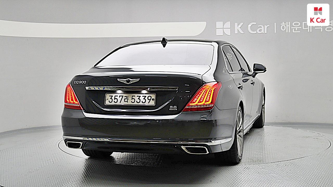 GENESIS EQ900 3.8 GDi AWD