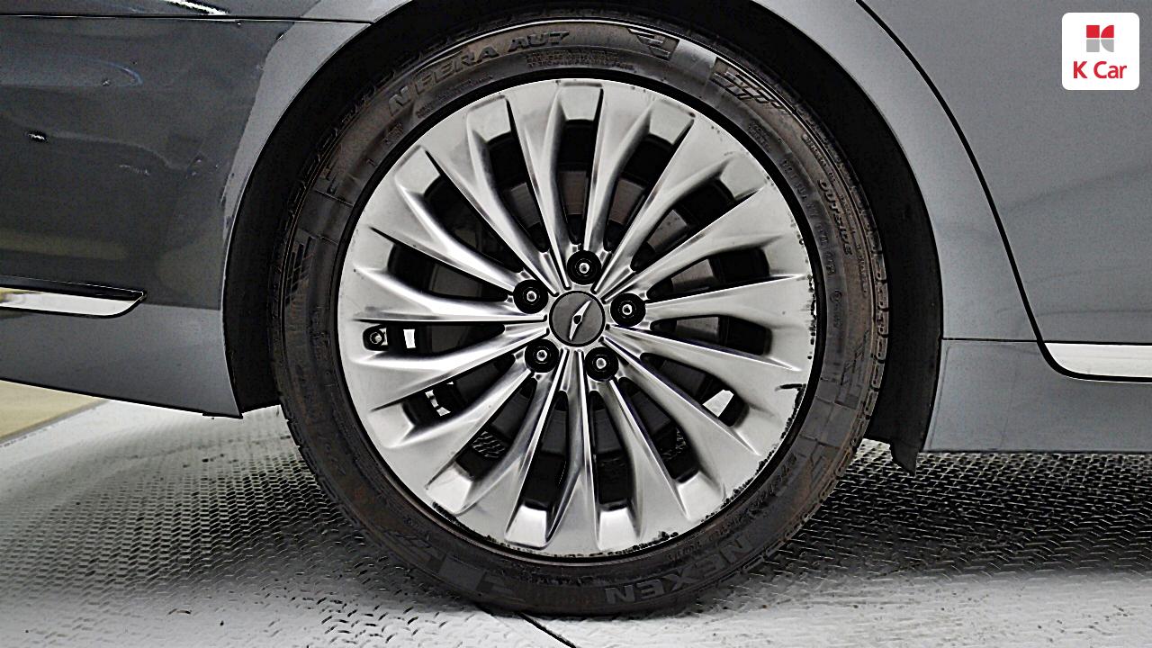 GENESIS EQ900 3.8 GDi AWD