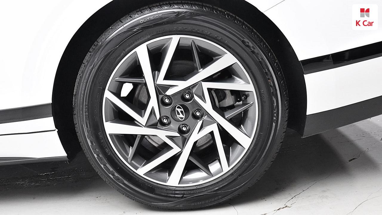 HYUNDAI The All New Grandeur LPi 3.5