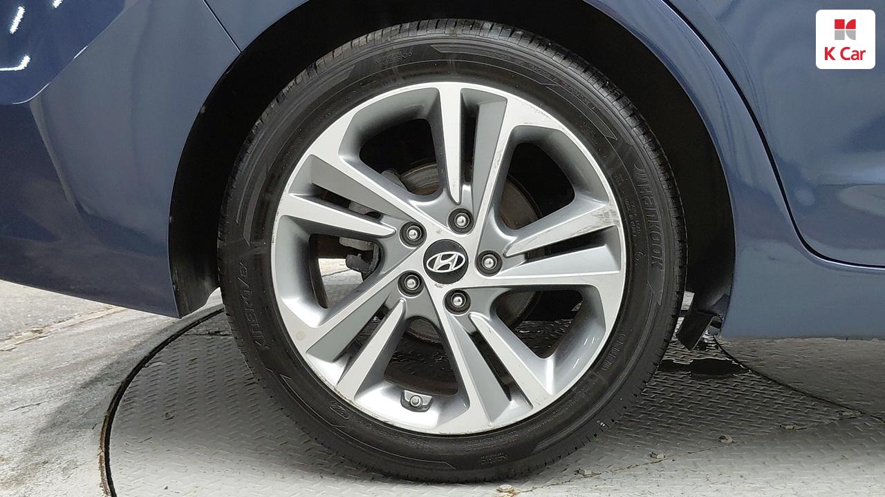 HYUNDAI Avante AD 1.6 GDI