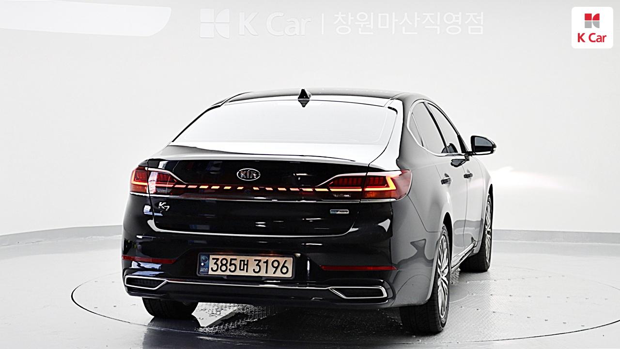 KIA K7 Premier Hybrid Noblesse