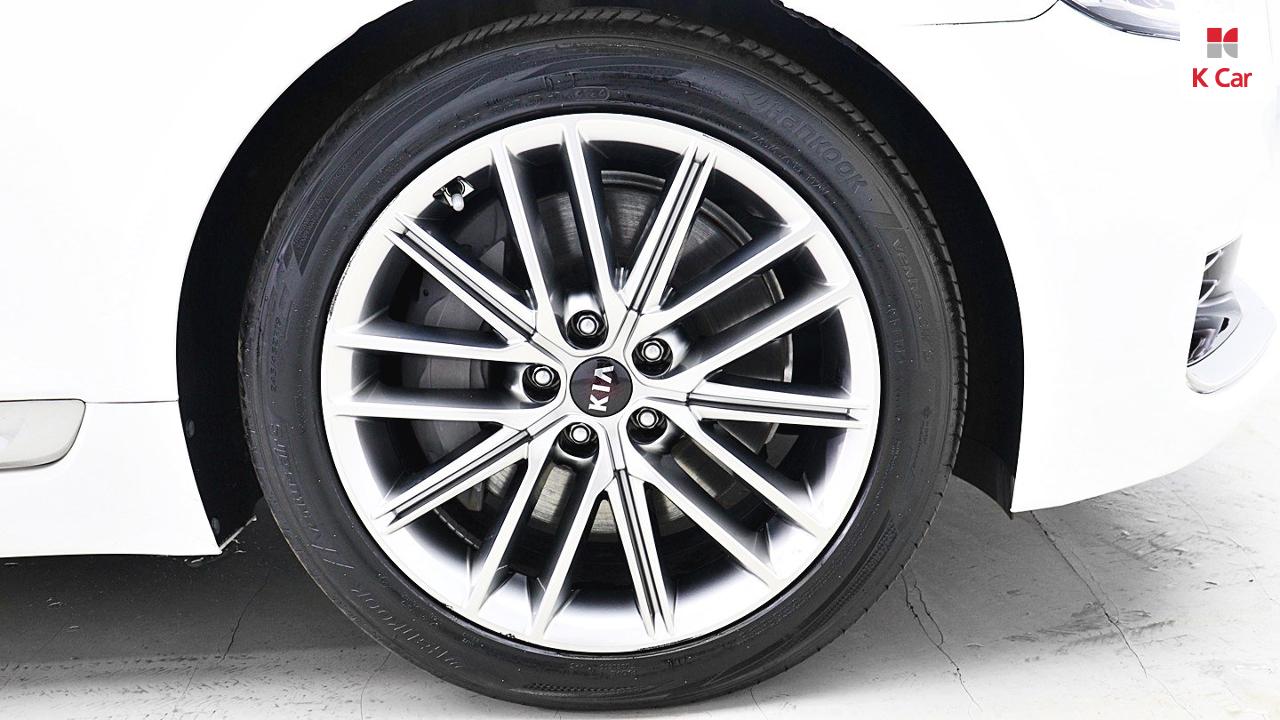 KIA The K9 3.8 AWD