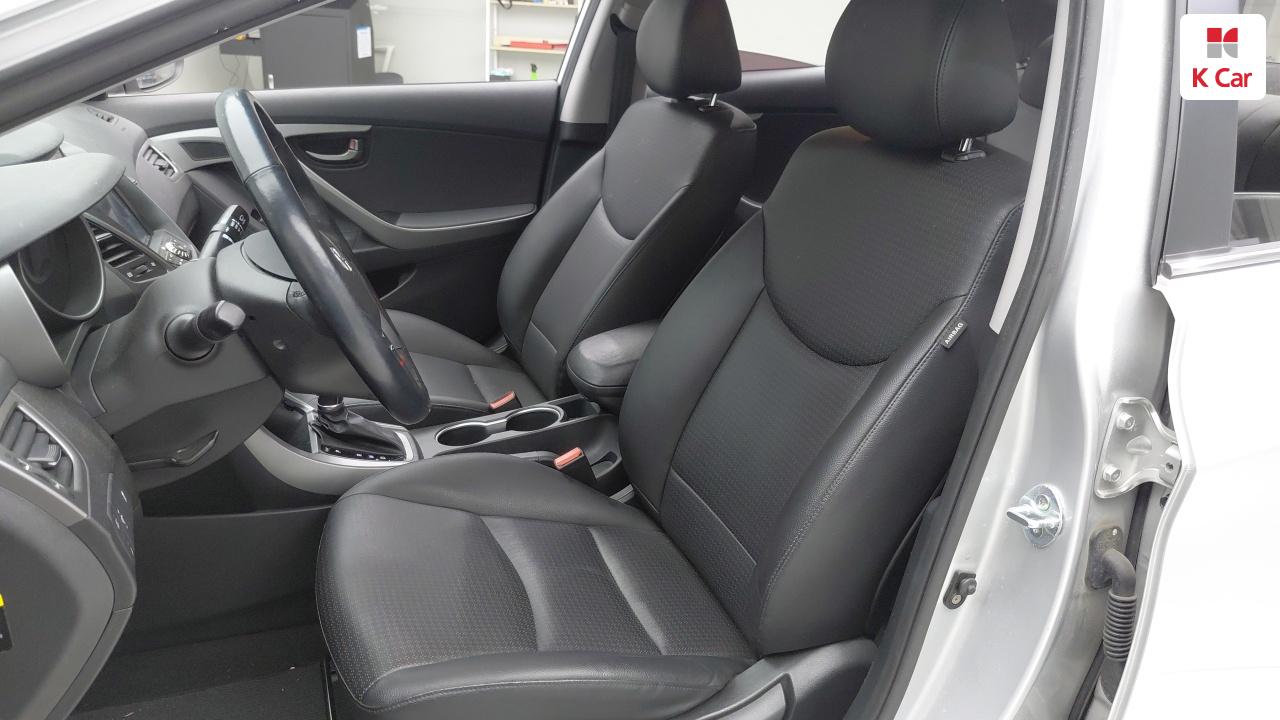 HYUNDAI The New Avante MD 1.6 GDI