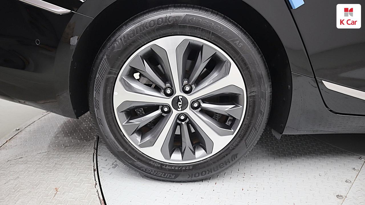 KIA K8 Hybrid HEV