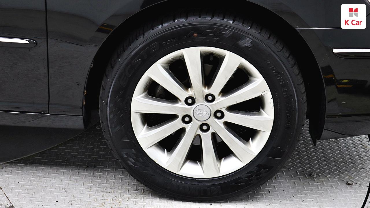 HYUNDAI Grandeur New Luxury Q270