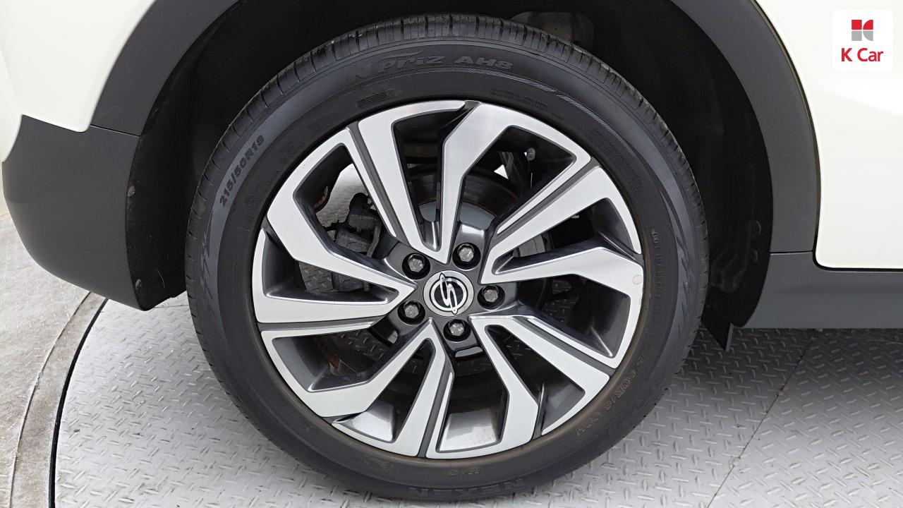 KG MOBILITY(SSANGYONG) Very New Tivoli 1.5 Gasoline 2WD