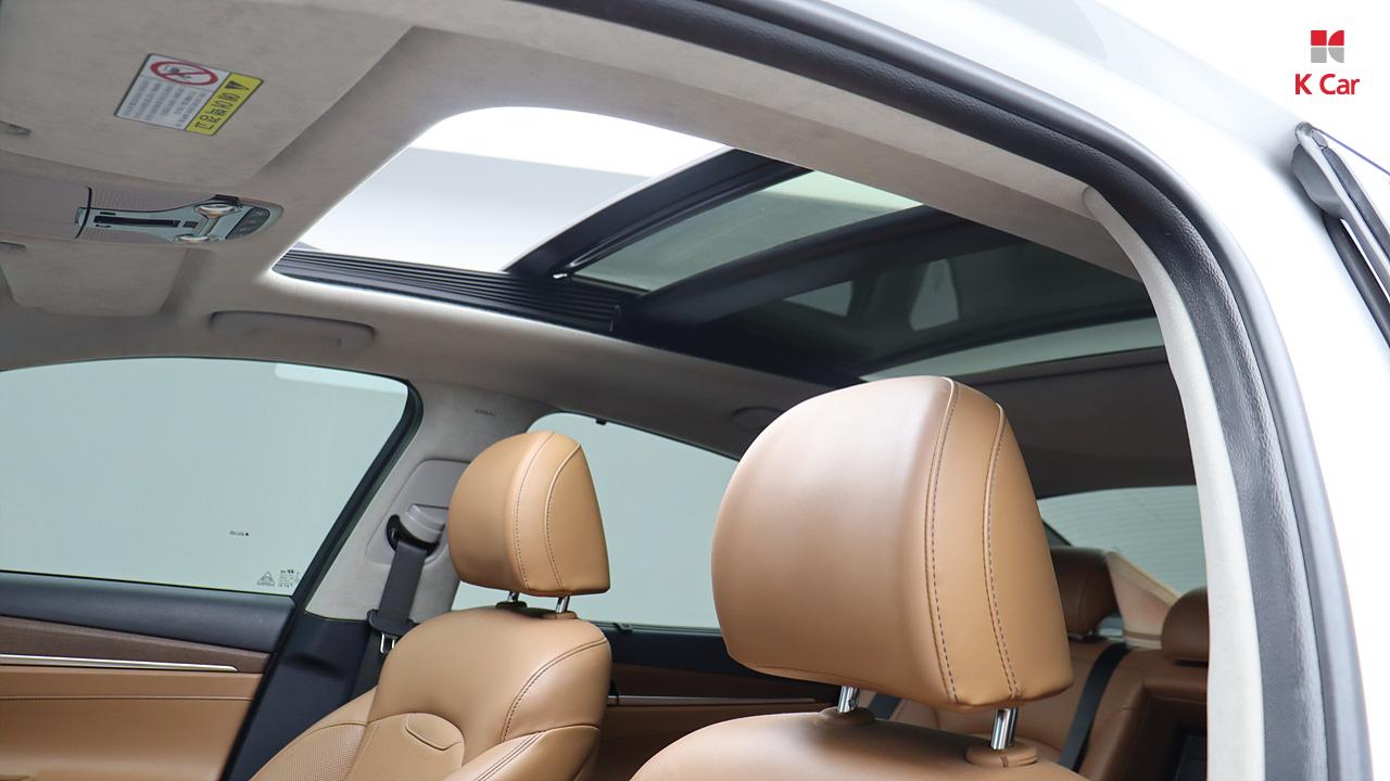 HYUNDAI Grandeur IG Hybrid 2.4 HEV