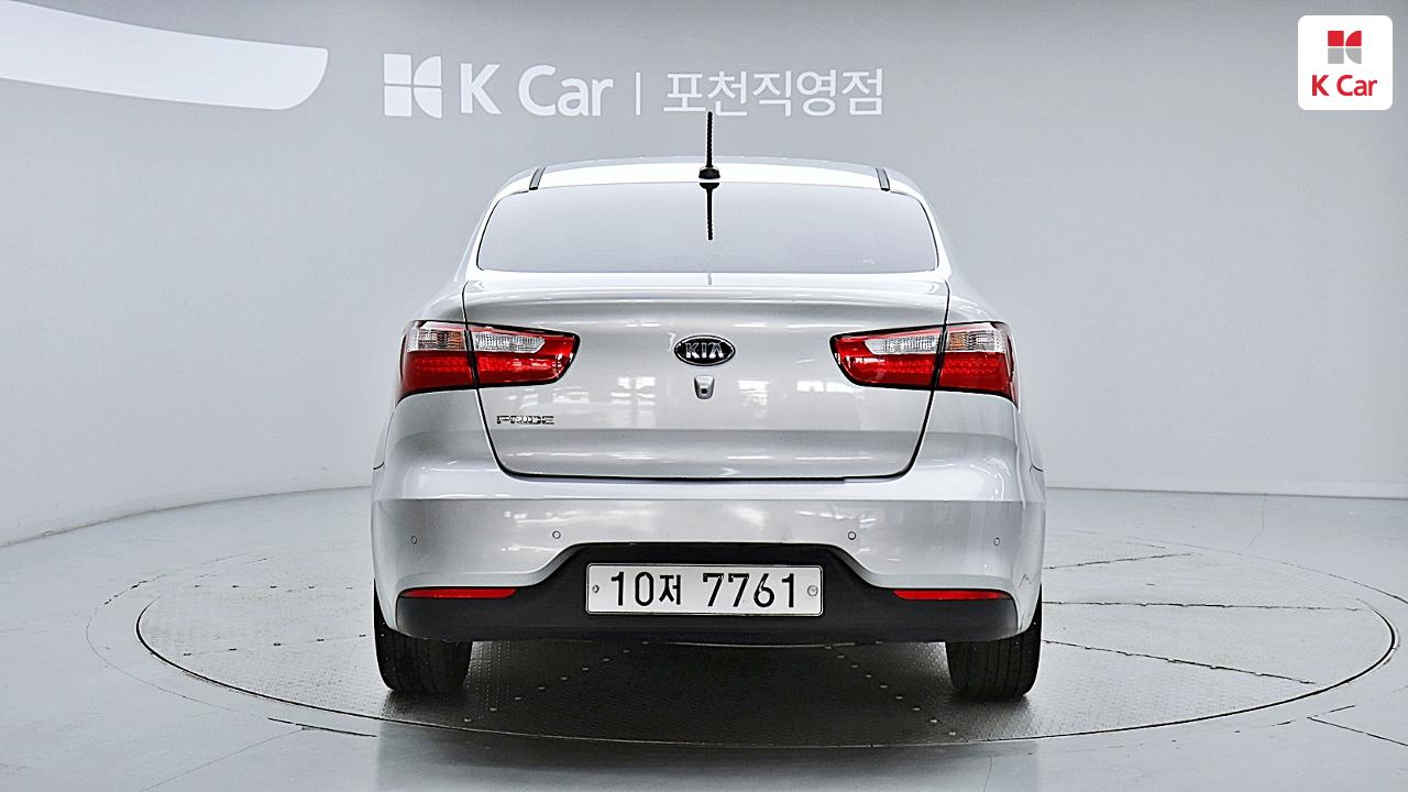 KIA The New Pride 4Door 1.6 GDI