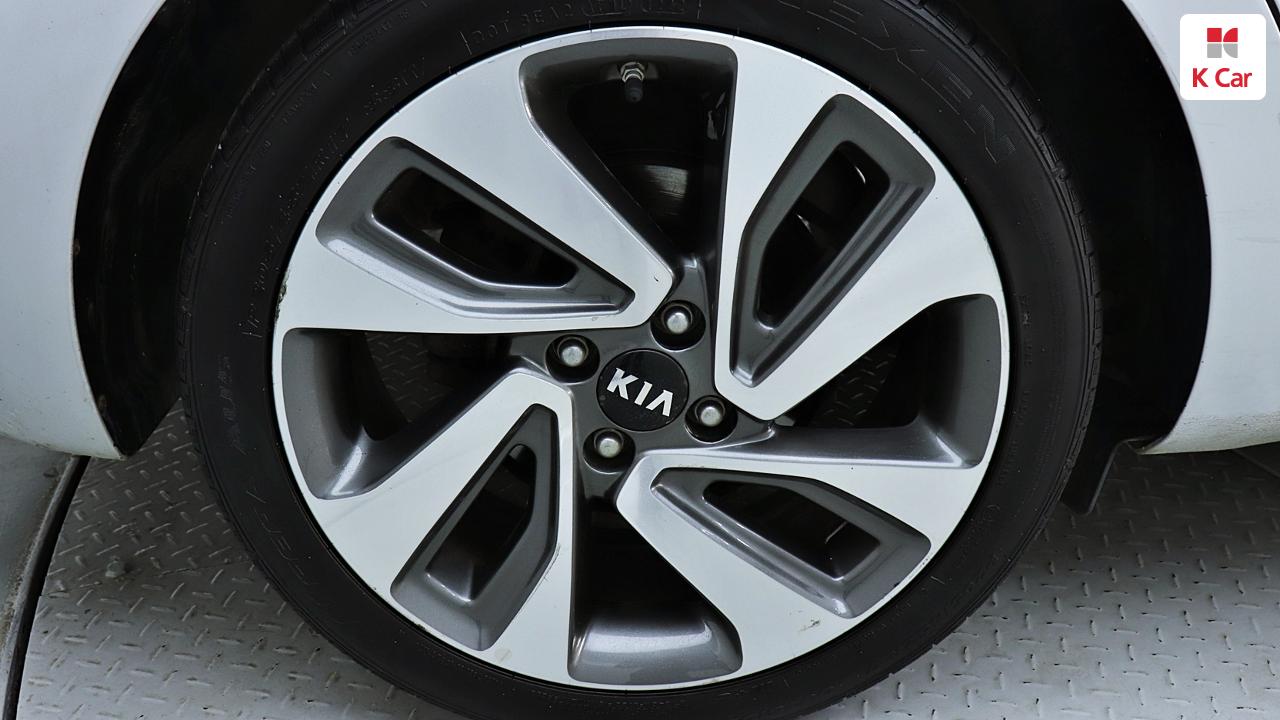 KIA The New Pride 4Door 1.6 GDI