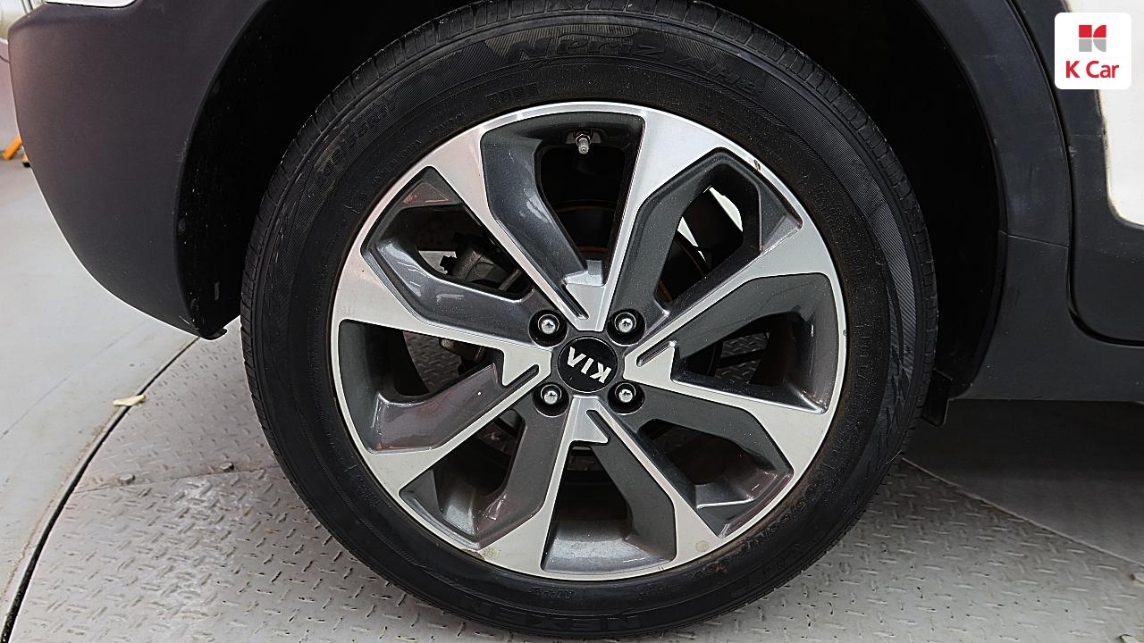 KIA Stonic 1.4 Gasoline