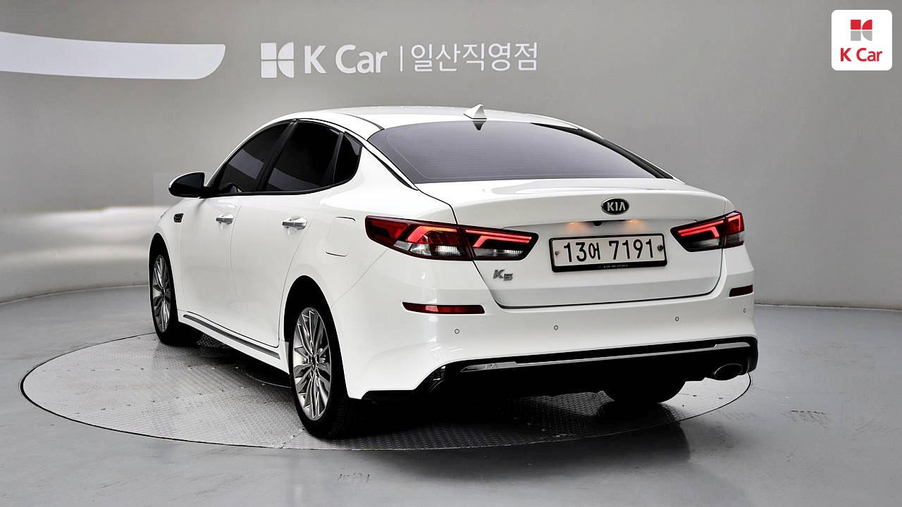 기아 더 뉴 K5 2세대 2.0 노블레스