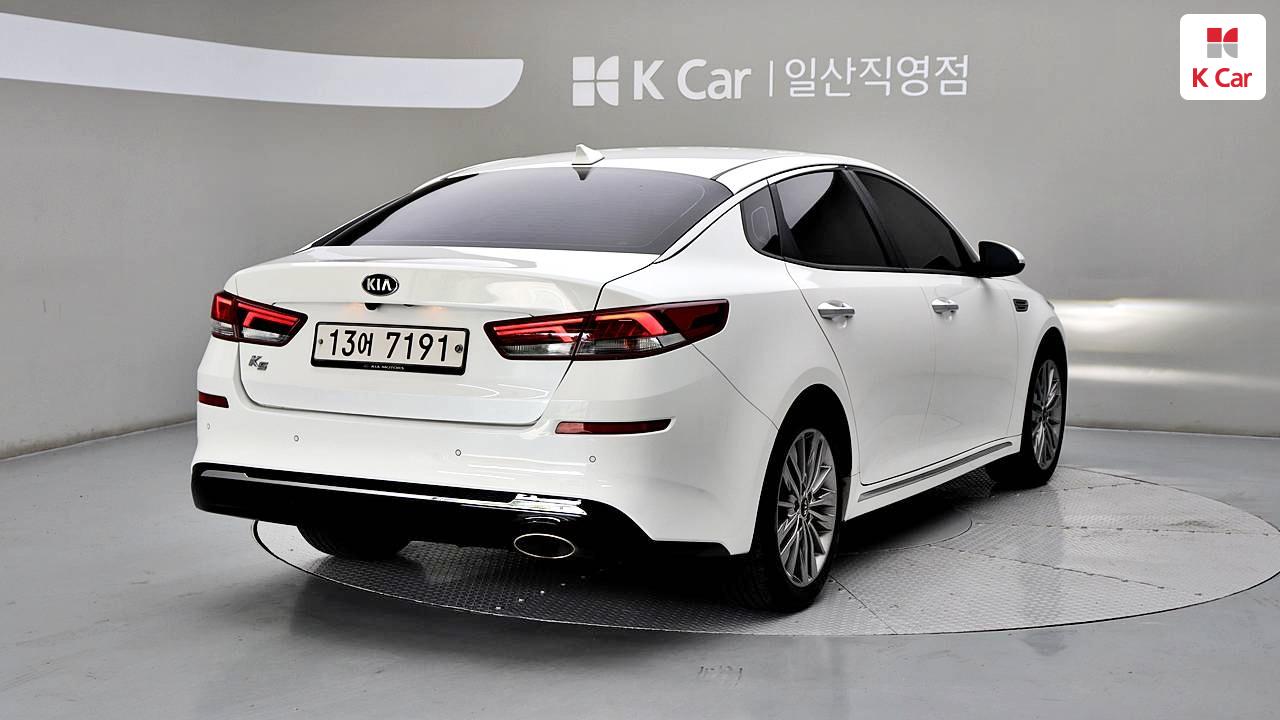 기아 더 뉴 K5 2세대 2.0 노블레스