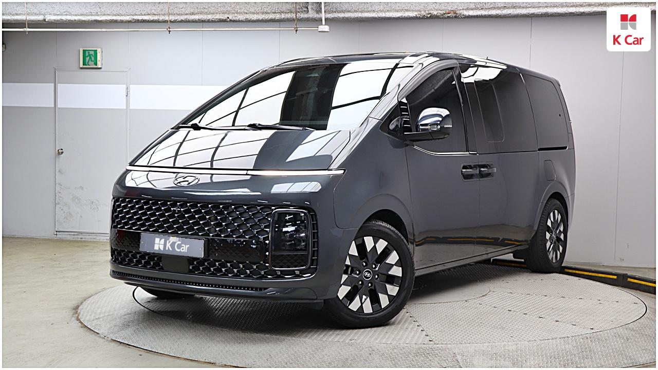 Hyundai Staria