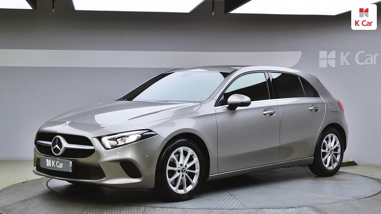 BENZ A-Class (4th Generation) A220