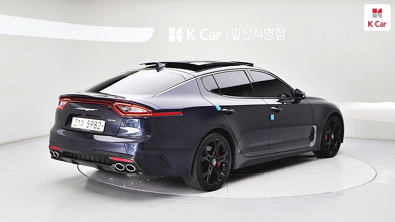 KIA Stinger 2.0 Turbo