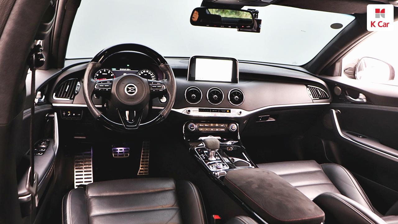 KIA Stinger 2.0 Turbo