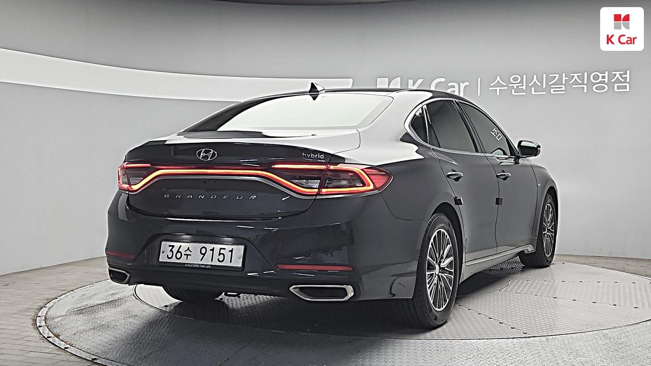 HYUNDAI Grandeur IG Hybrid 2.4 HEV