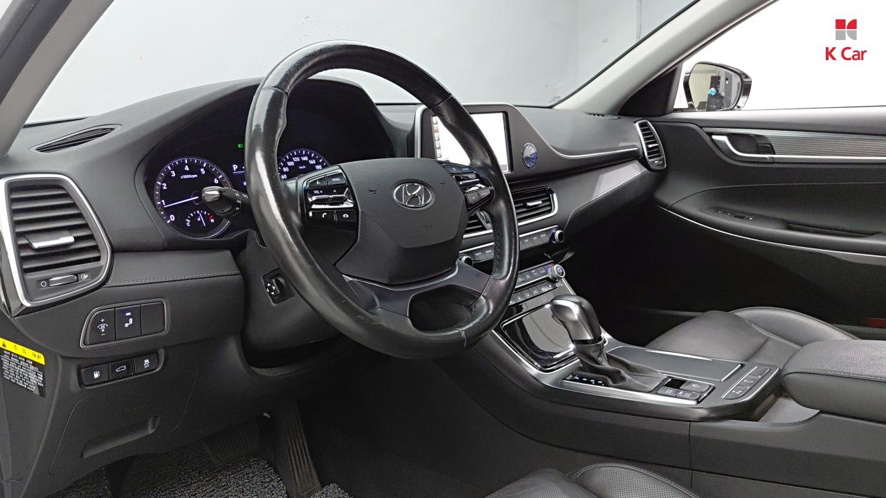 HYUNDAI Grandeur IG 2.4 GDI