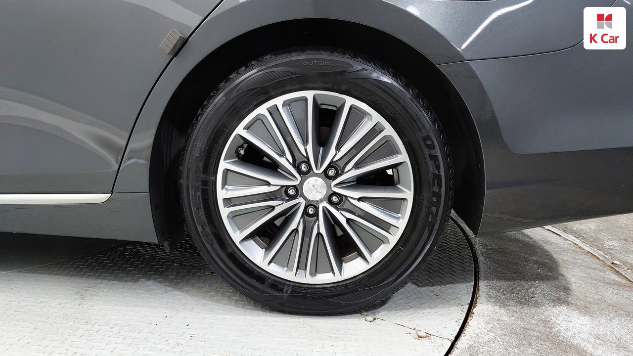HYUNDAI Grandeur IG Hybrid 2.4 HEV