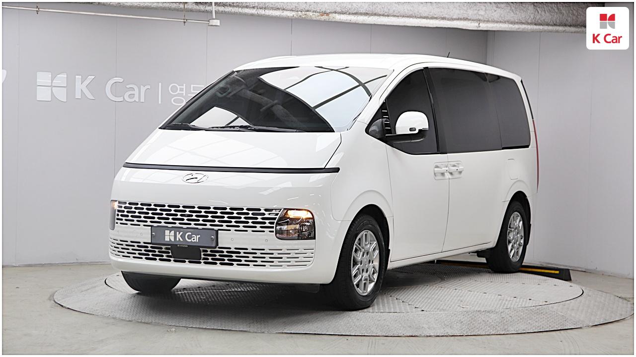 Hyundai Staria