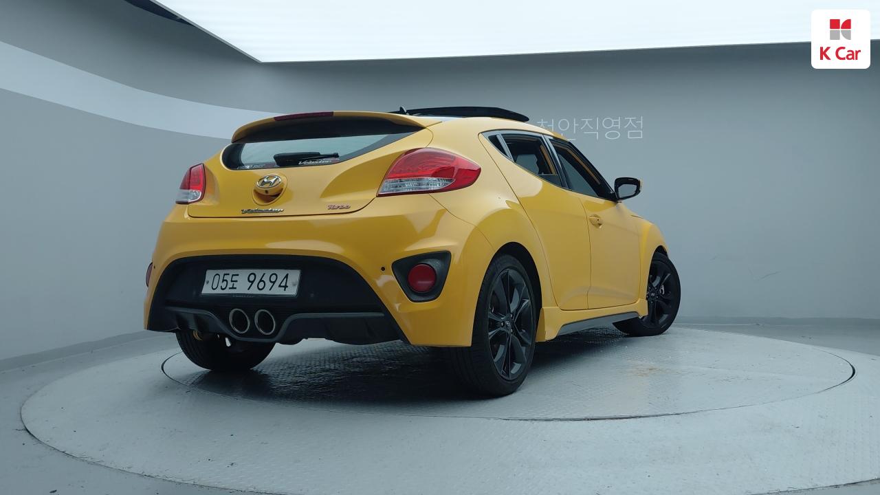 HYUNDAI The New Veloster 1.6 Turbo GDI