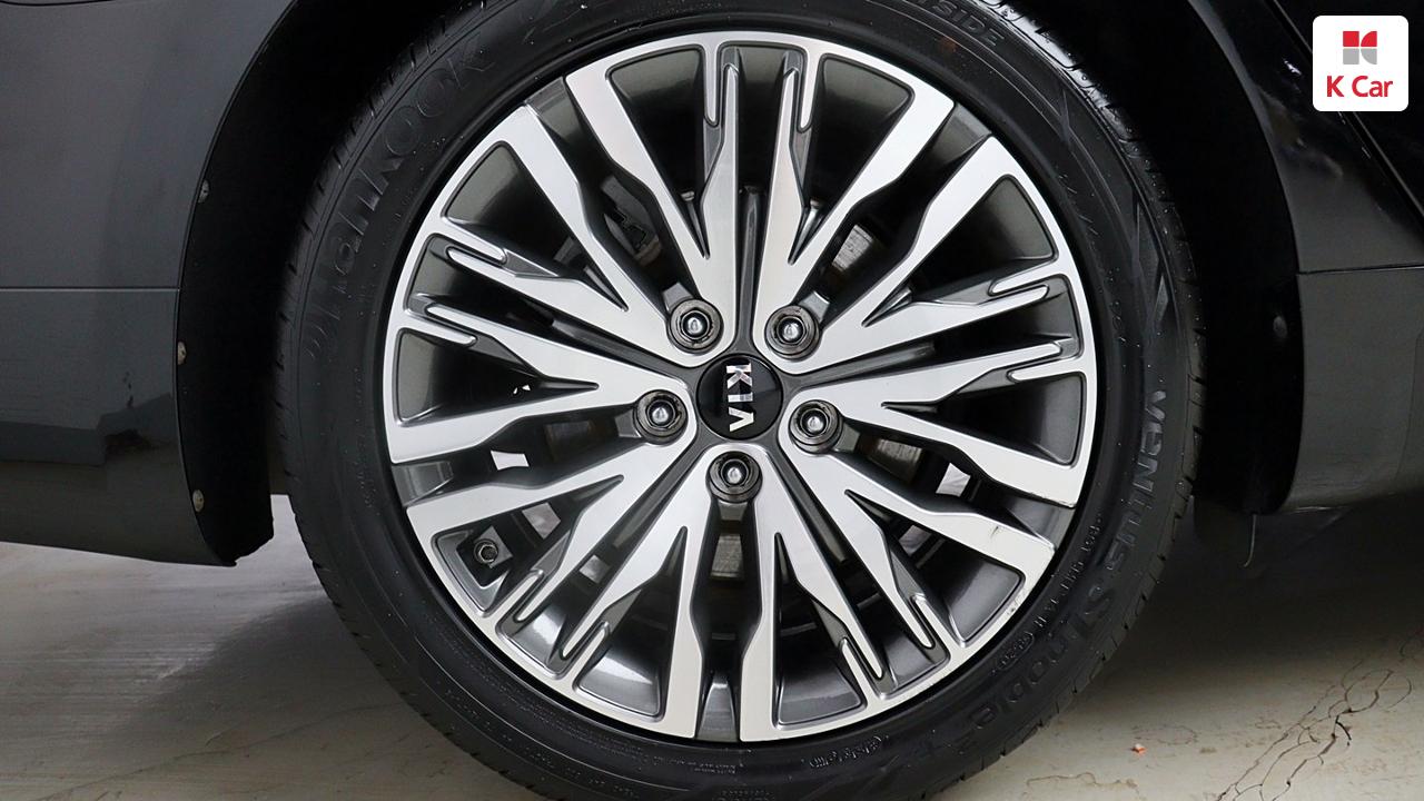 KIA K7 Premier Hybrid Noblesse