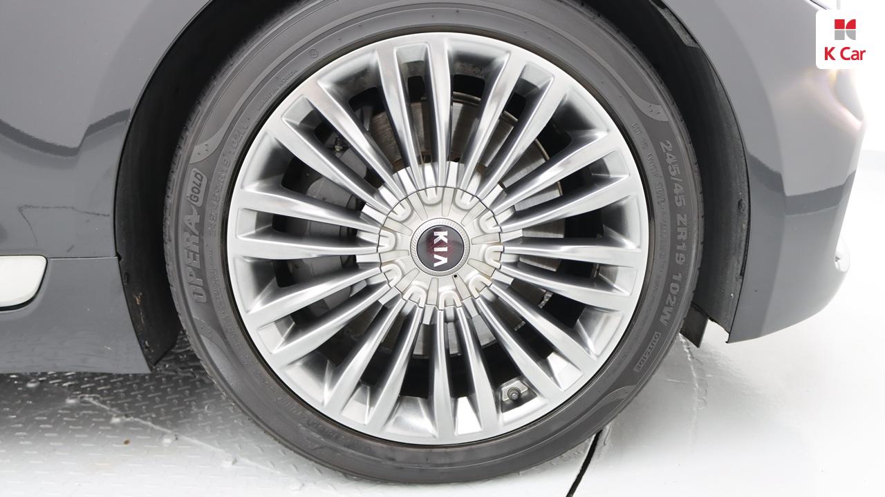 KIA The K9 3.8 AWD