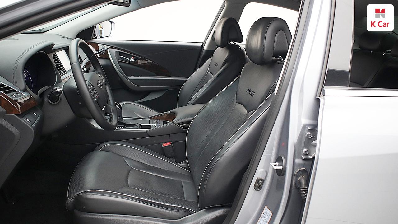 HYUNDAI Aslan G300