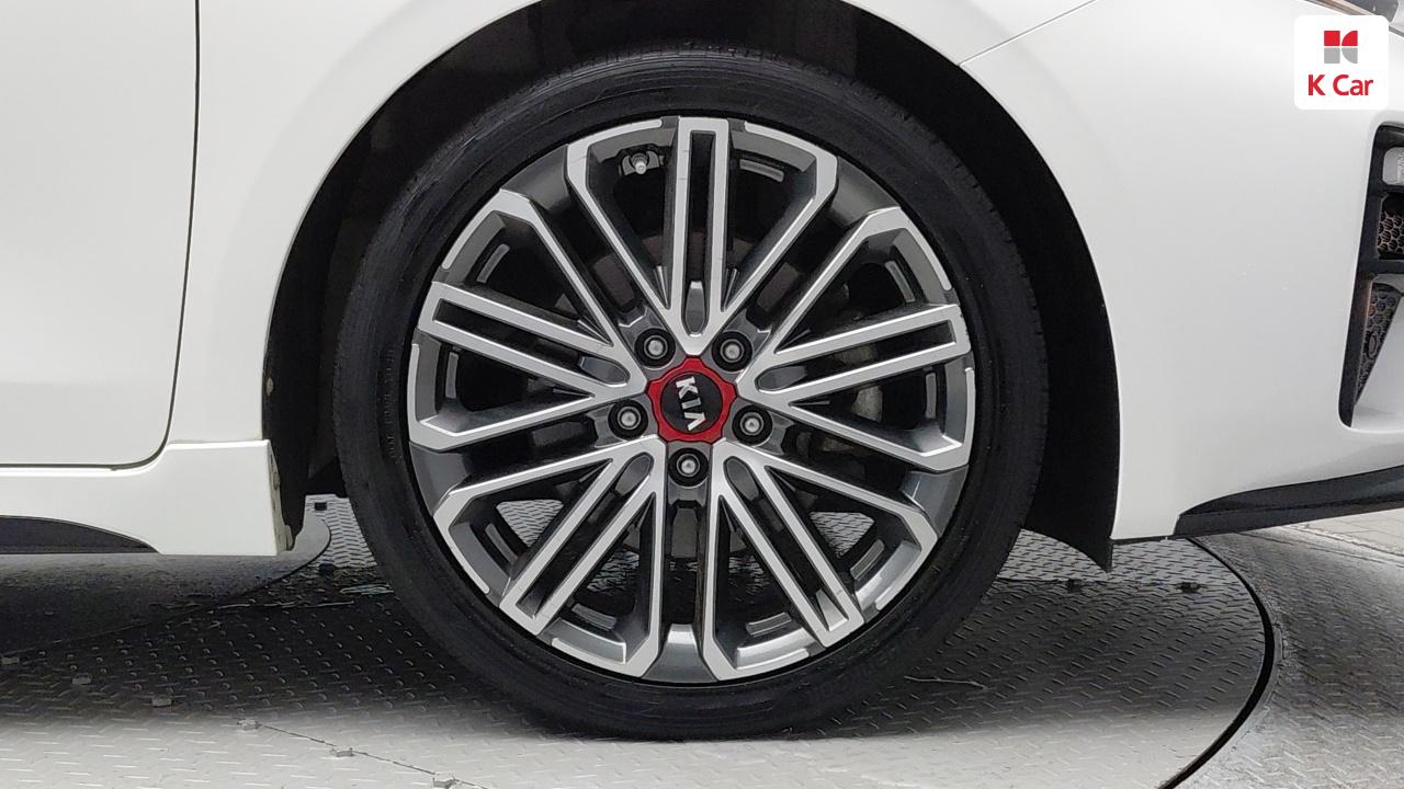 KIA All New K3 1.6 GT 5Door