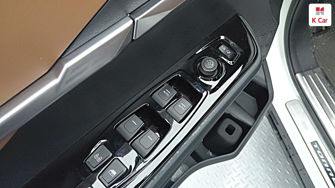 KG MOBILITY(SSANGYONG) Torres 1.5 GDI-T 4WD