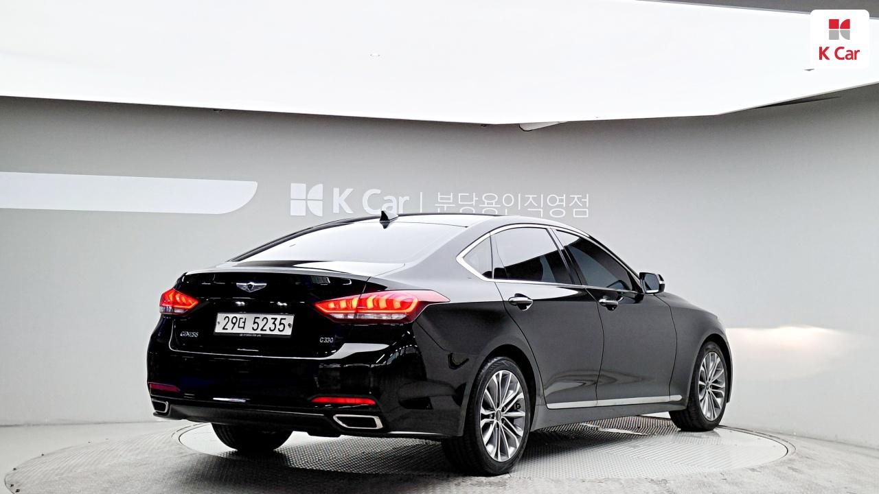 HYUNDAI Genesis DH G330