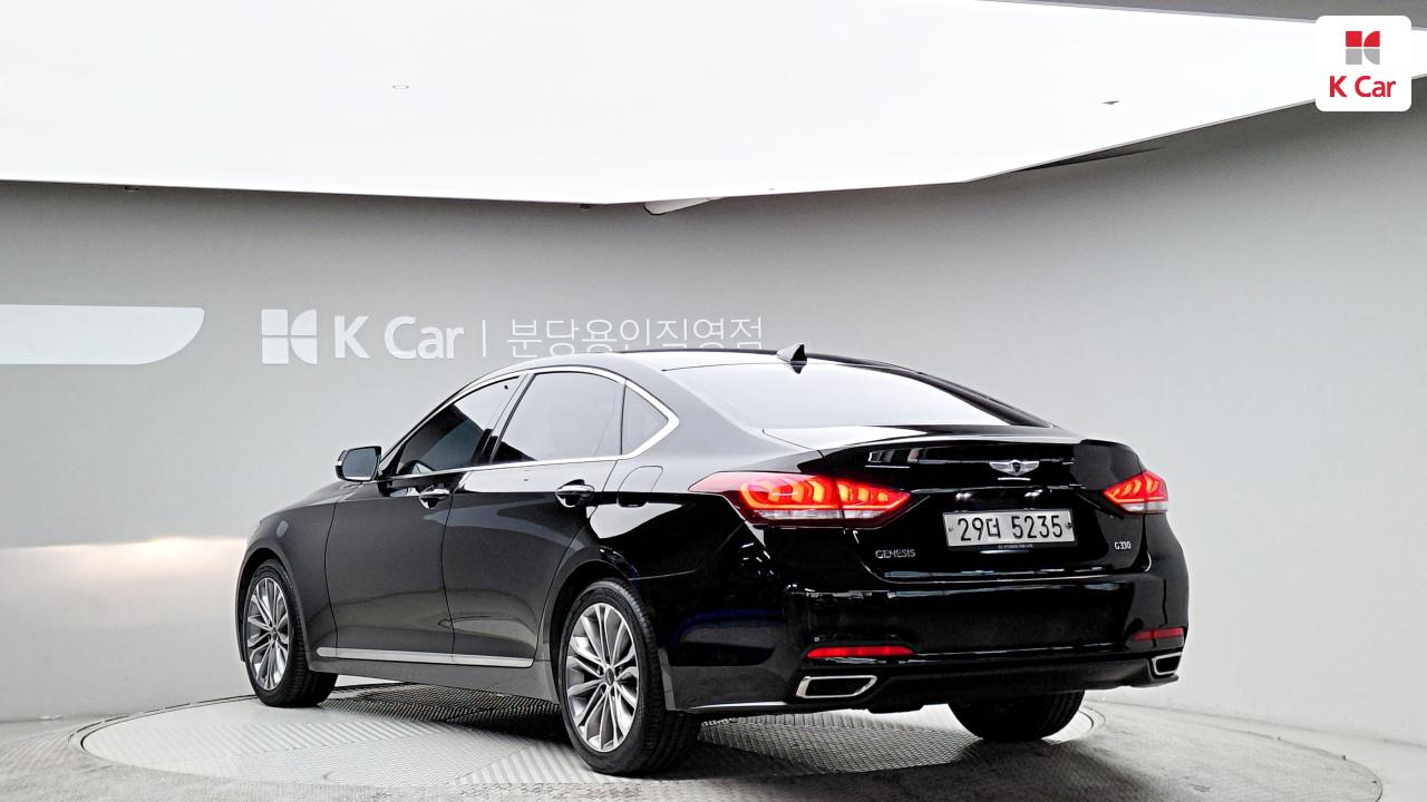 HYUNDAI Genesis DH G330