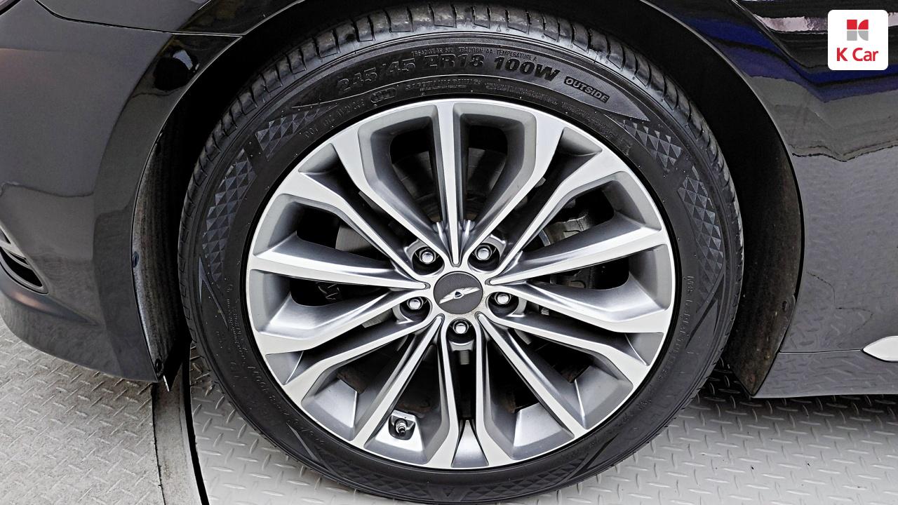 HYUNDAI Genesis DH G330