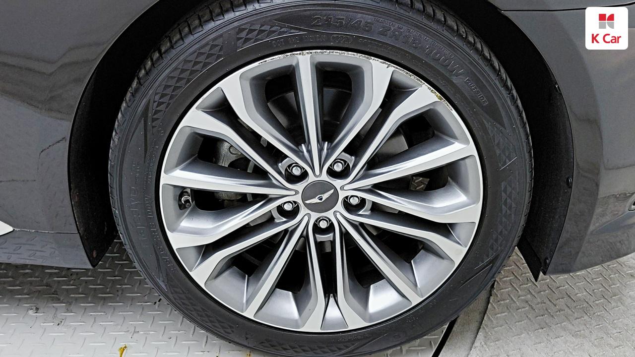 HYUNDAI Genesis DH G330