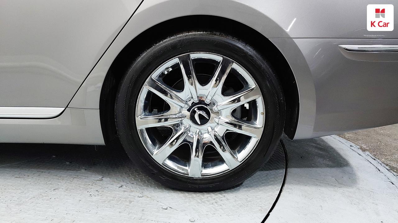 HYUNDAI Ecuus (New Model) VS380