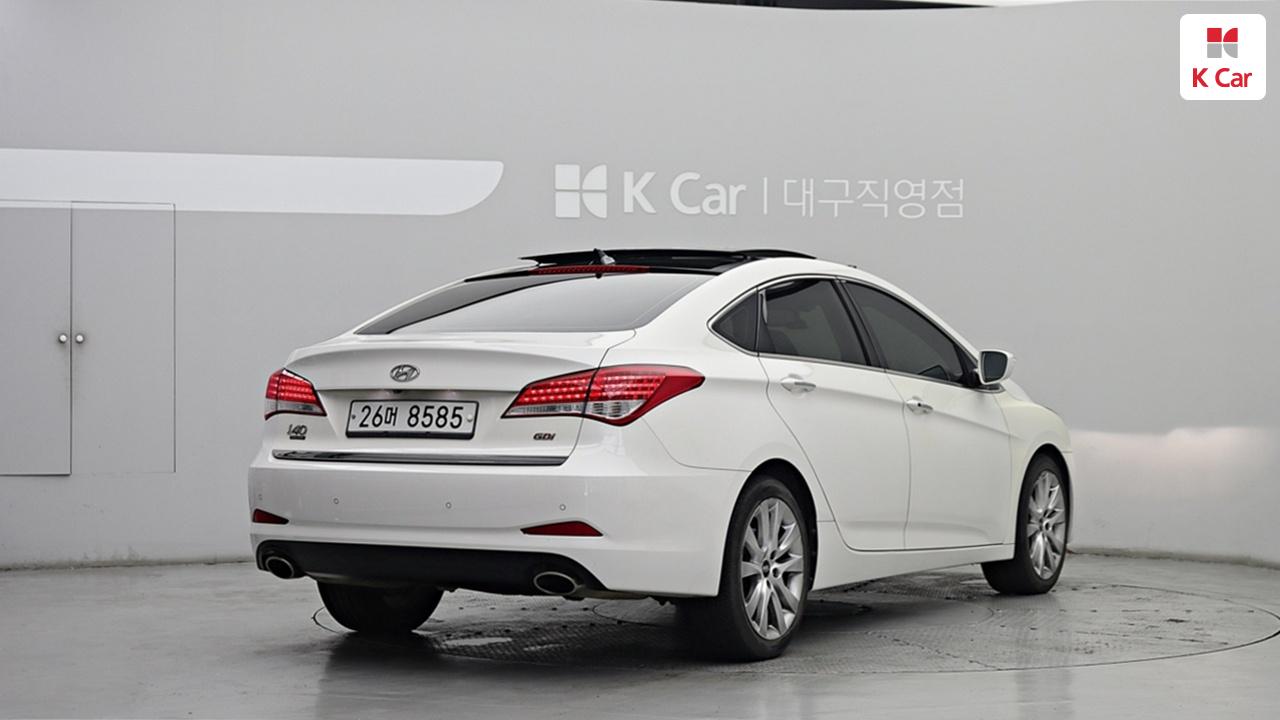 HYUNDAI I40 Saloon 2.0 GDI