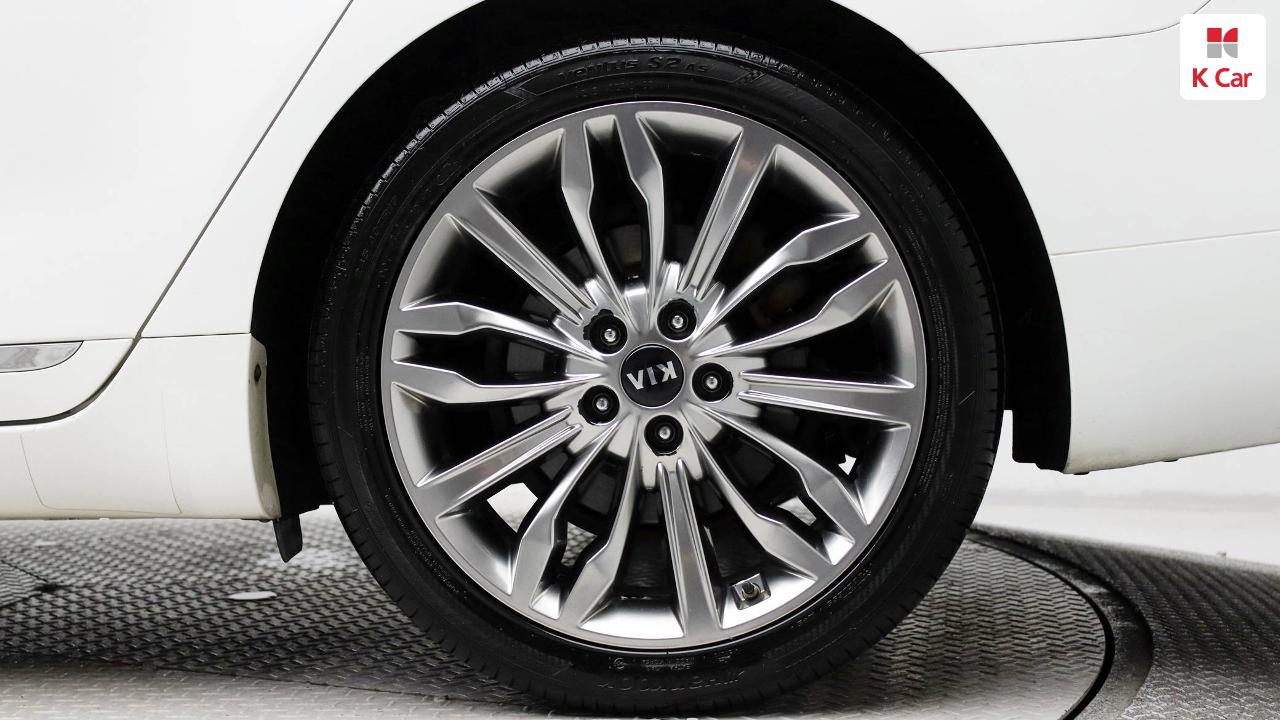 KIA K7 Premier 2.5 GDi