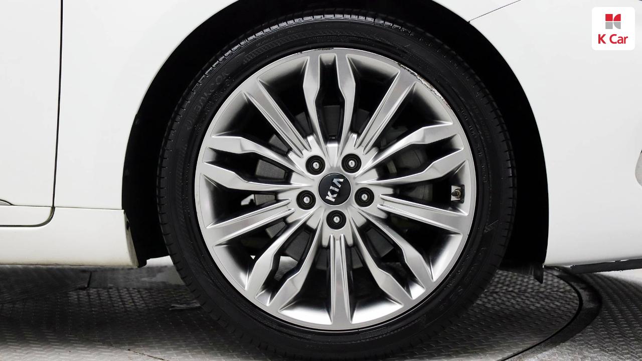 KIA K7 Premier 2.5 GDi