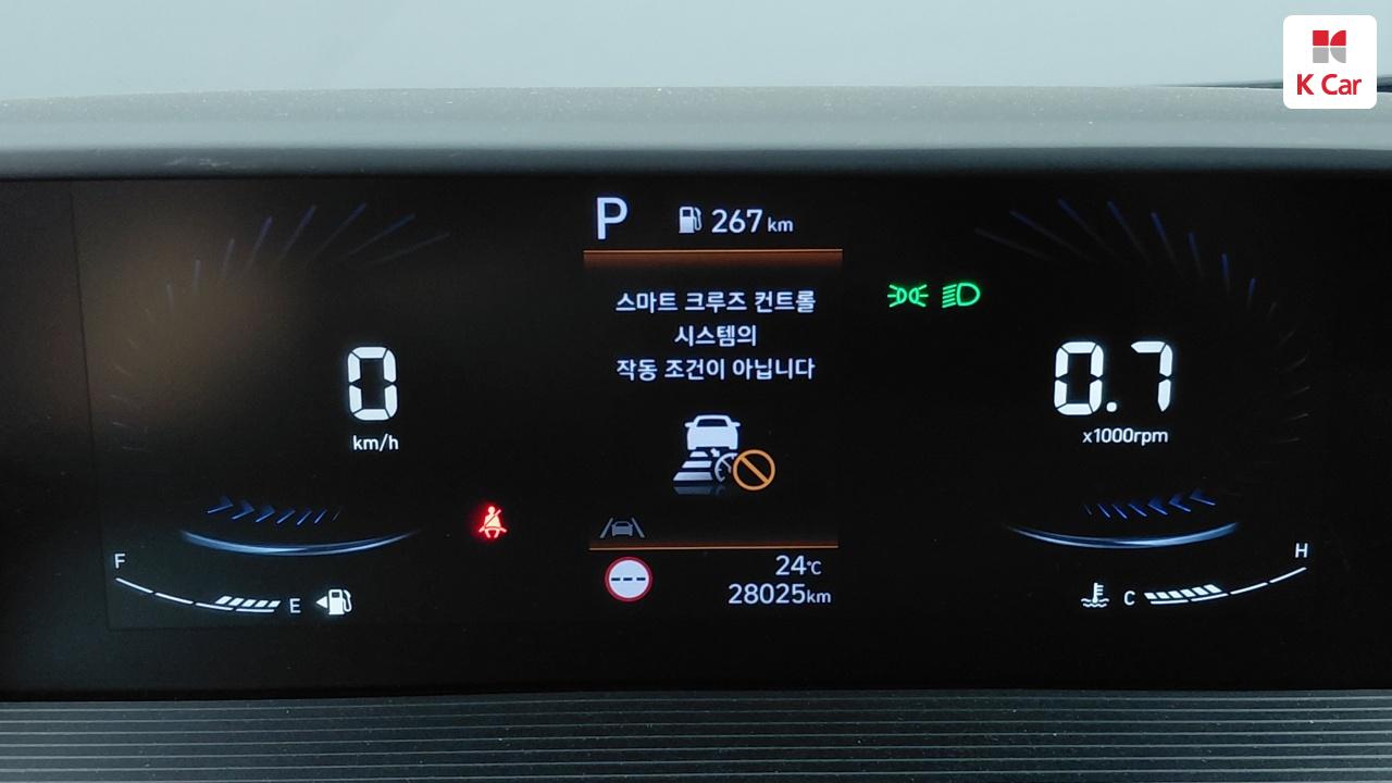 현대 스타리아 디젤 2.2 카고 3인승 스마트