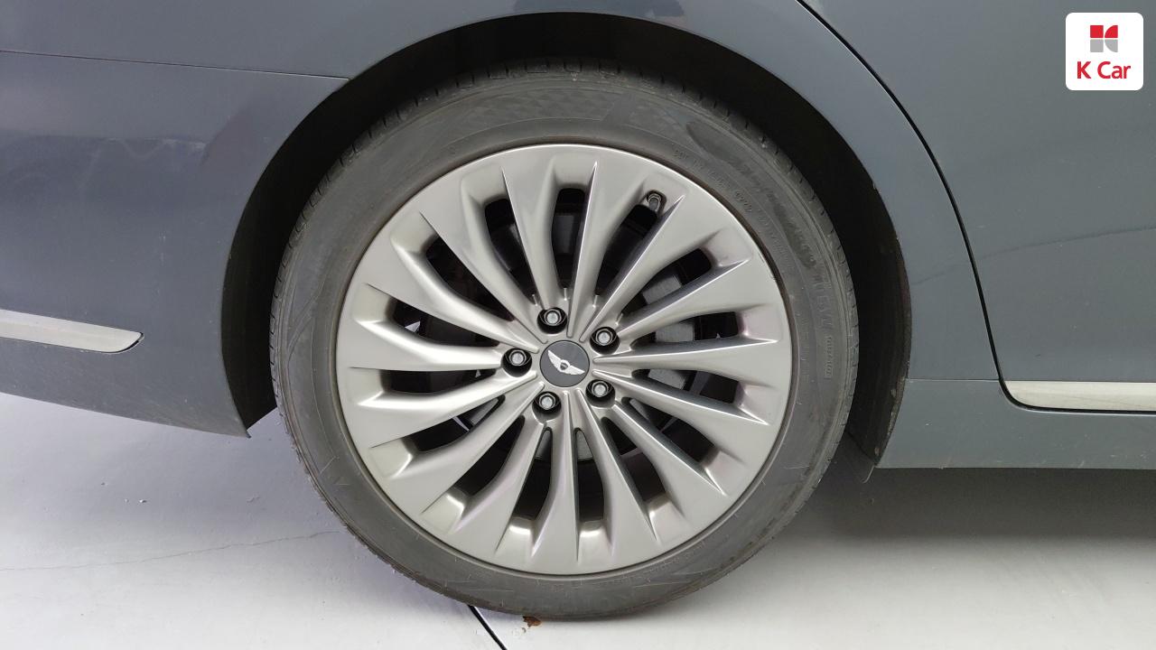 GENESIS EQ900 3.8 GDi AWD