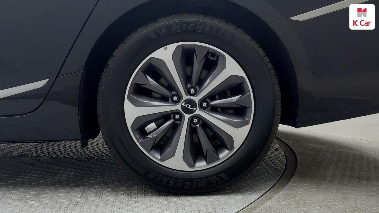 KIA K8 Hybrid HEV