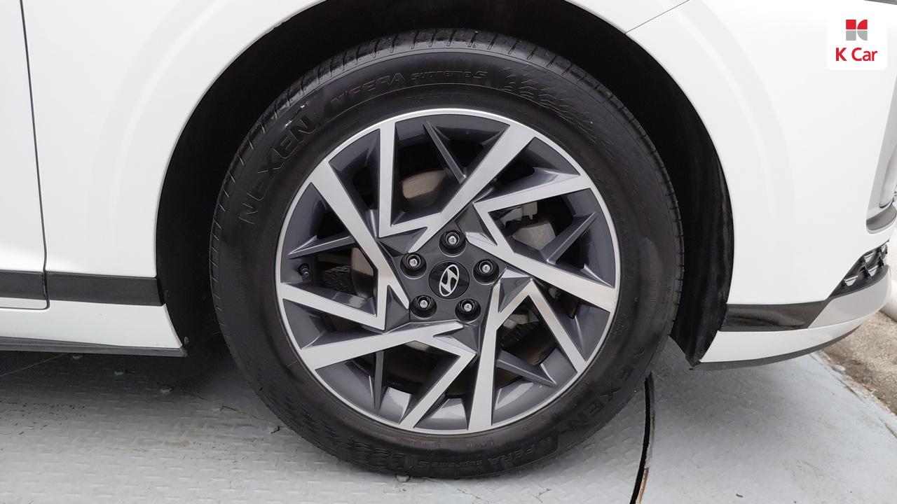 HYUNDAI The All New Grandeur Hybrid 1.6 Hybrid