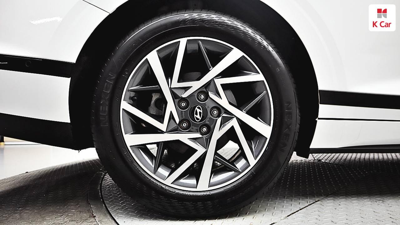 HYUNDAI The All New Grandeur Gasoline 2.5