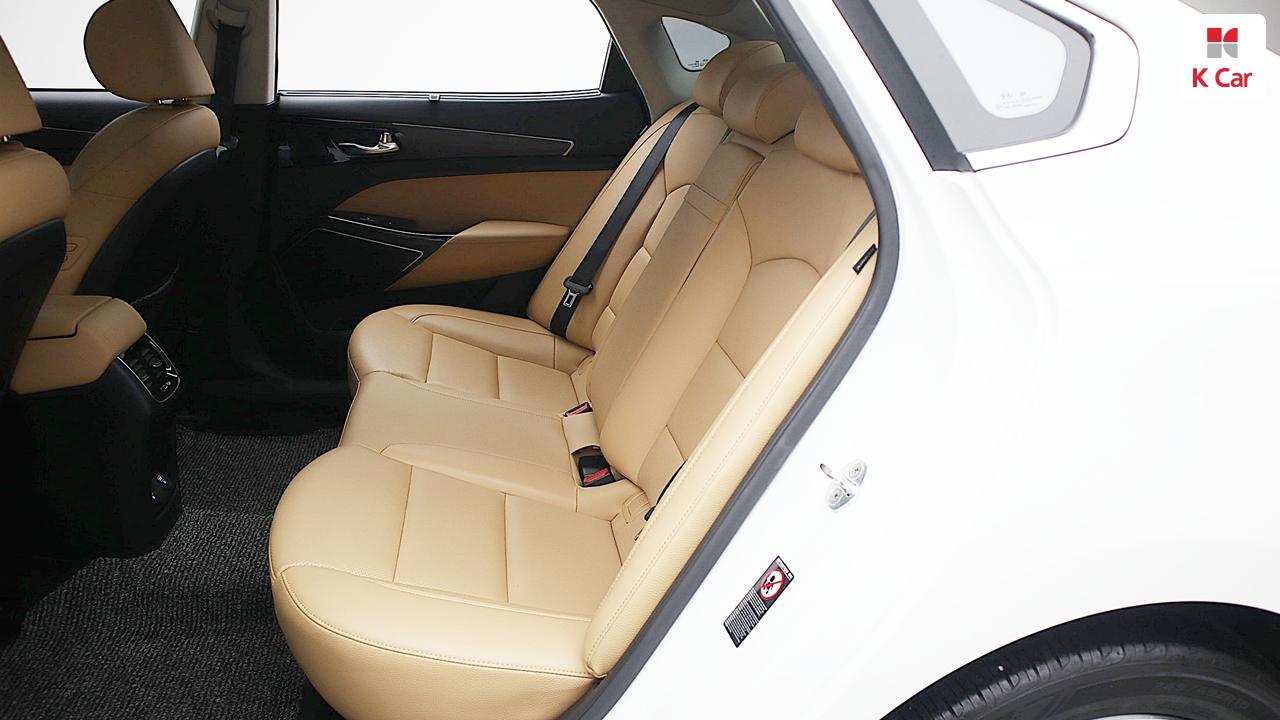 KIA K7 Premier Hybrid Noblesse
