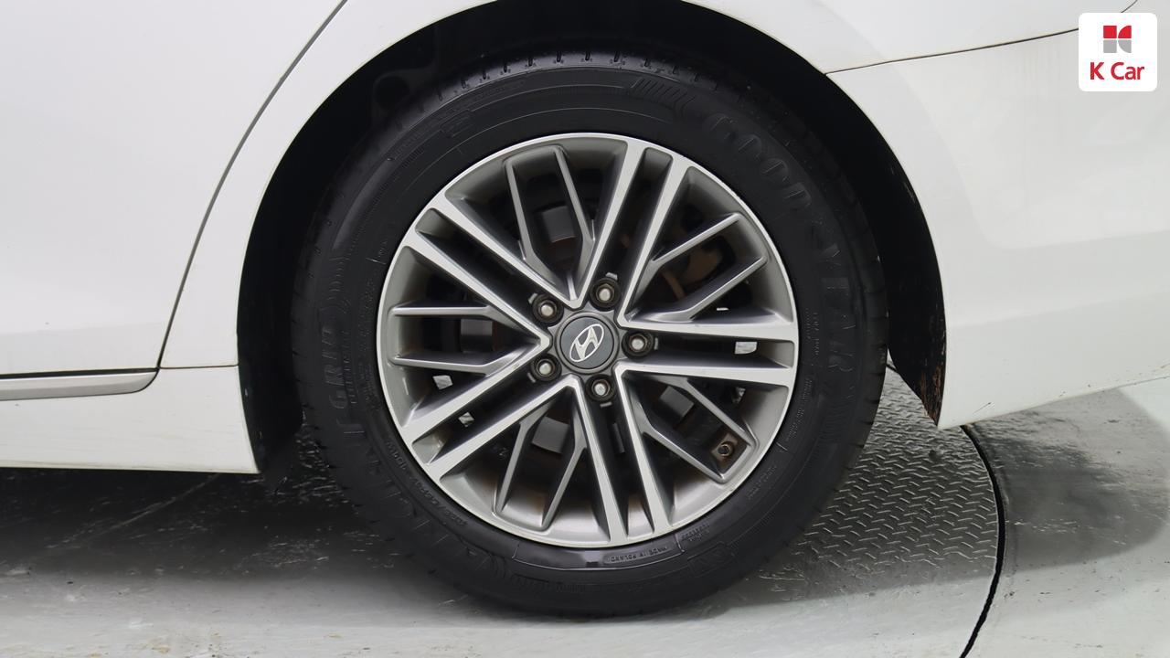 HYUNDAI Grandeur IG 2.4 GDI
