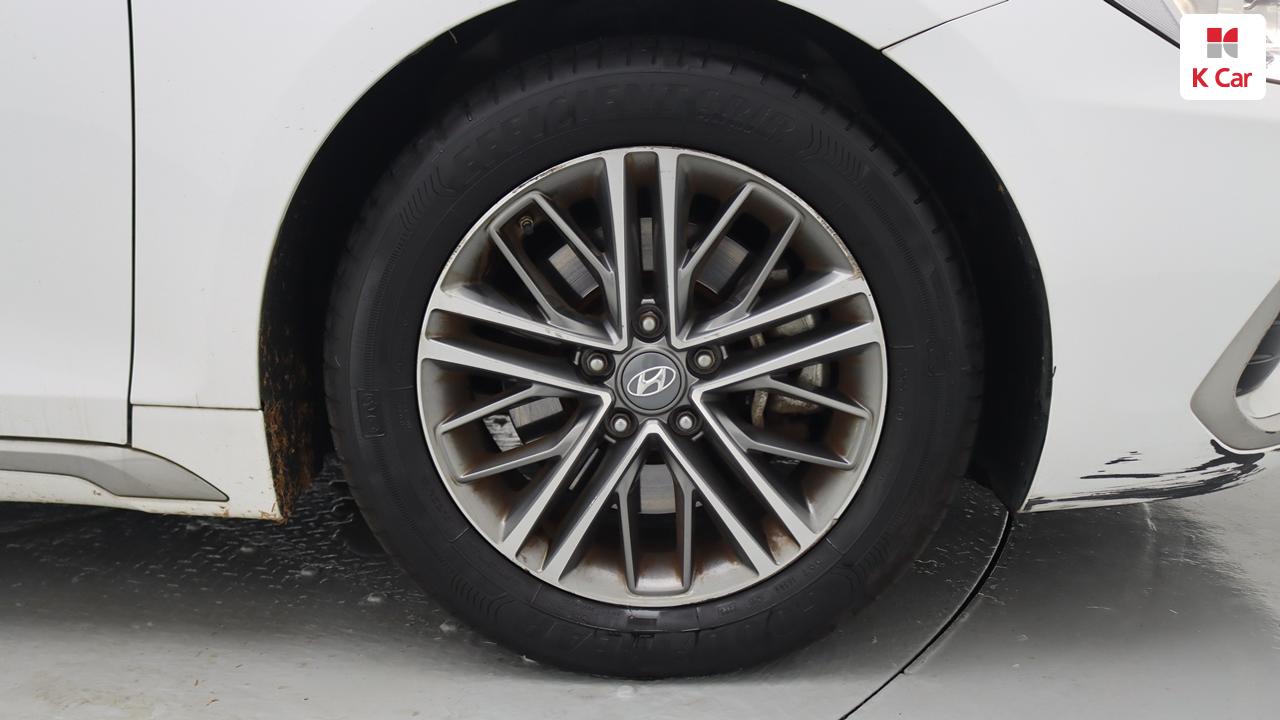HYUNDAI Grandeur IG 2.4 GDI